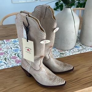 Idyllwind boots size 38 cream ivory